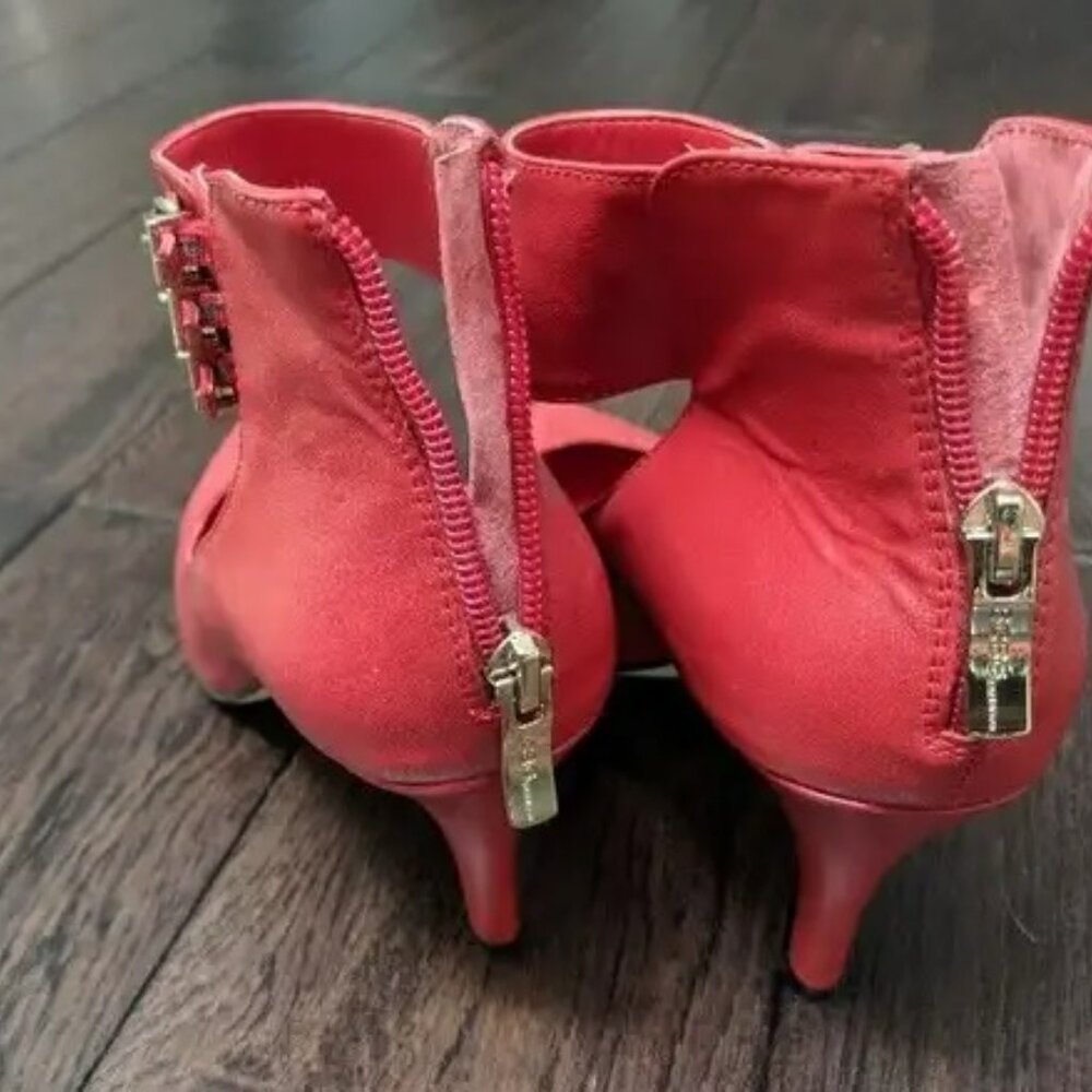 BCBG Red Pumps - Picture 3 of 3
